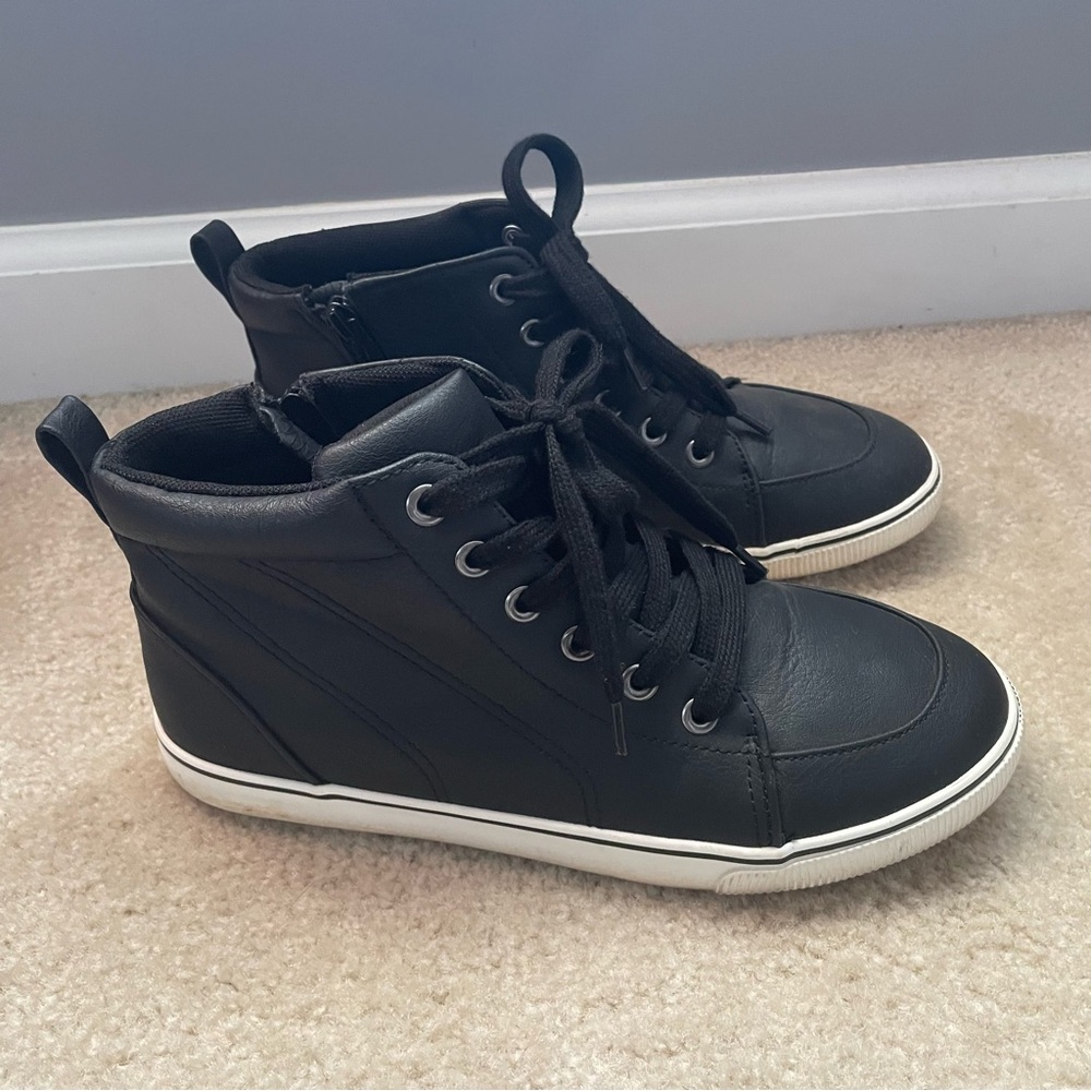 Boys Cat & Jacket black boots